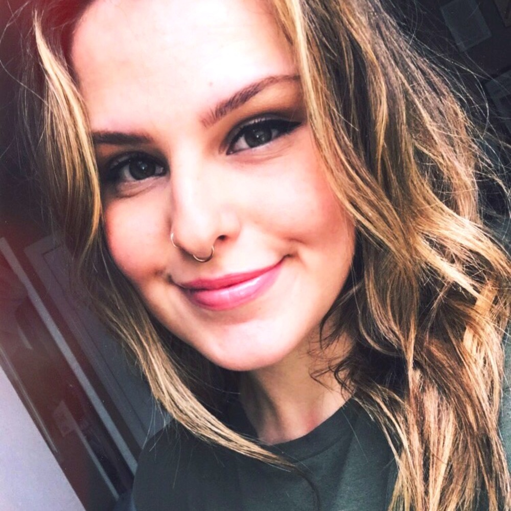 Meet your Posher, Hannah